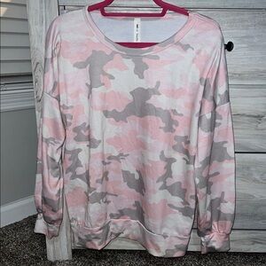Vanilla Bay Pink and Gray Camo Pullover Sweatshirt